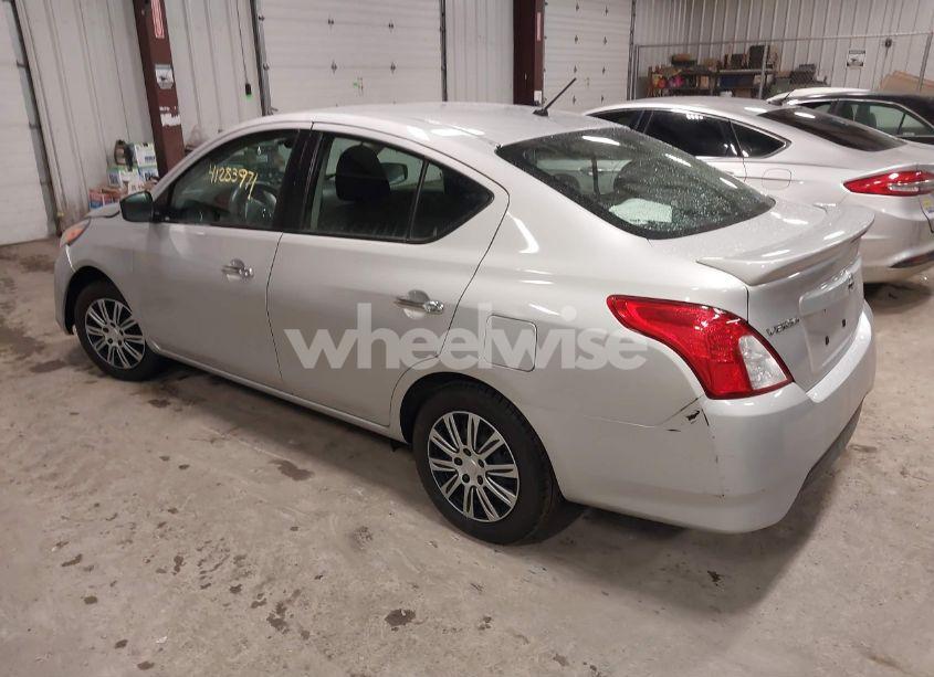 Photo 3 of 2018 Nissan Versa 1.6 SV (VIN 3N1CN7AP5JL884897)