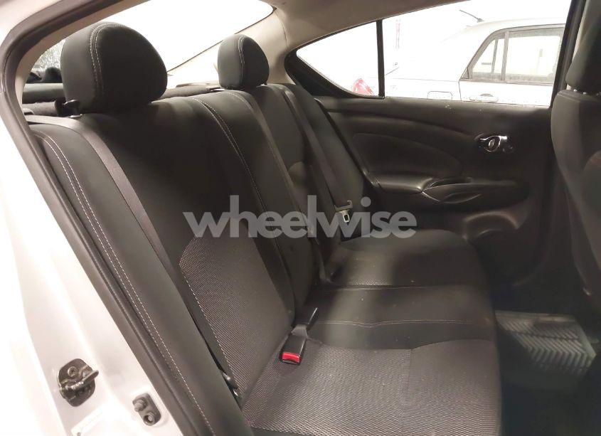 Photo 8 of 2018 Nissan Versa 1.6 SV (VIN 3N1CN7AP5JL884897)