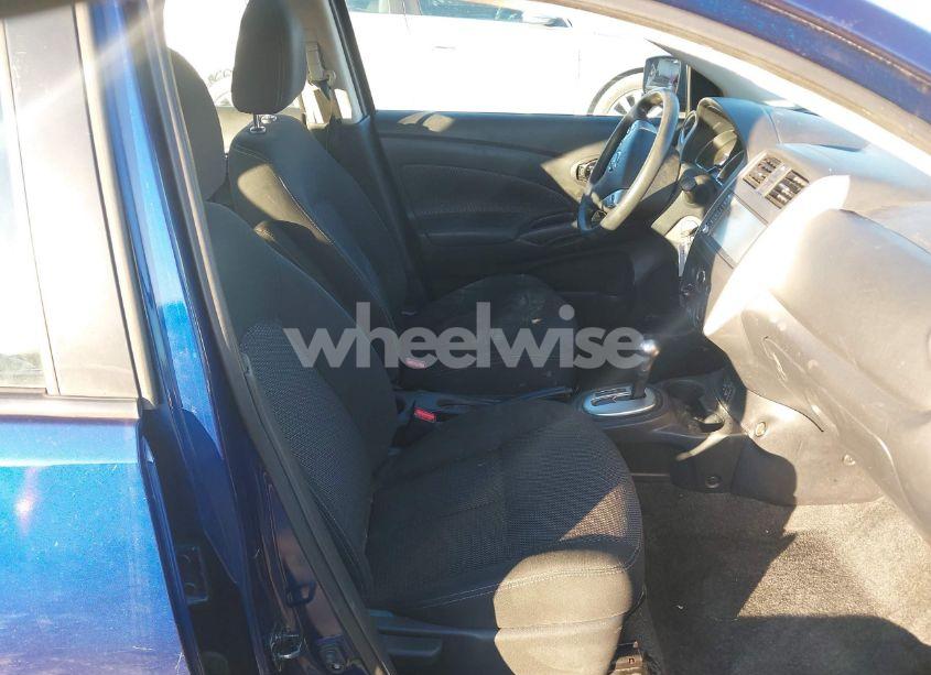 Photo 5 of 2018 Nissan Versa 1.6 SV (VIN 3N1CN7AP5JL885581)