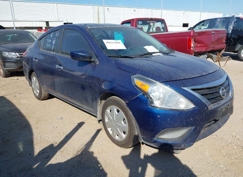 2019 Nissan Versa 1.6 SV (VIN 3N1CN7AP5KL806332) main photo