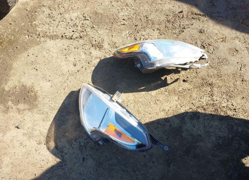 Photo 12 of 2019 Nissan Versa 1.6 S+ (VIN 3N1CN7AP5KL808310)