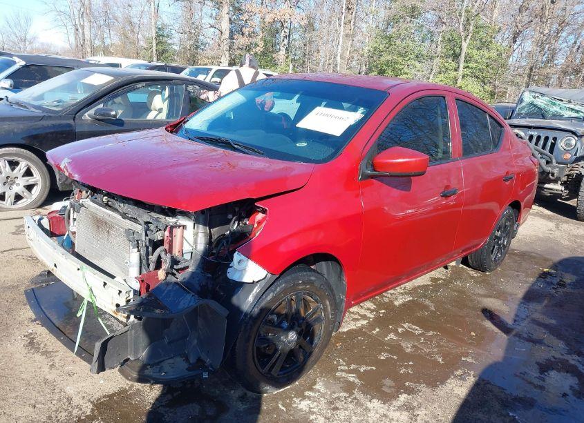 Photo 2 of 2019 Nissan Versa 1.6 S+ (VIN 3N1CN7AP5KL808310)