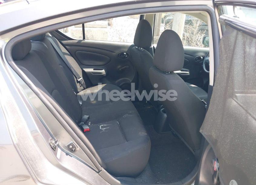 Photo 8 of 2019 Nissan Versa 1.6 S+ (VIN 3N1CN7AP5KL819887)