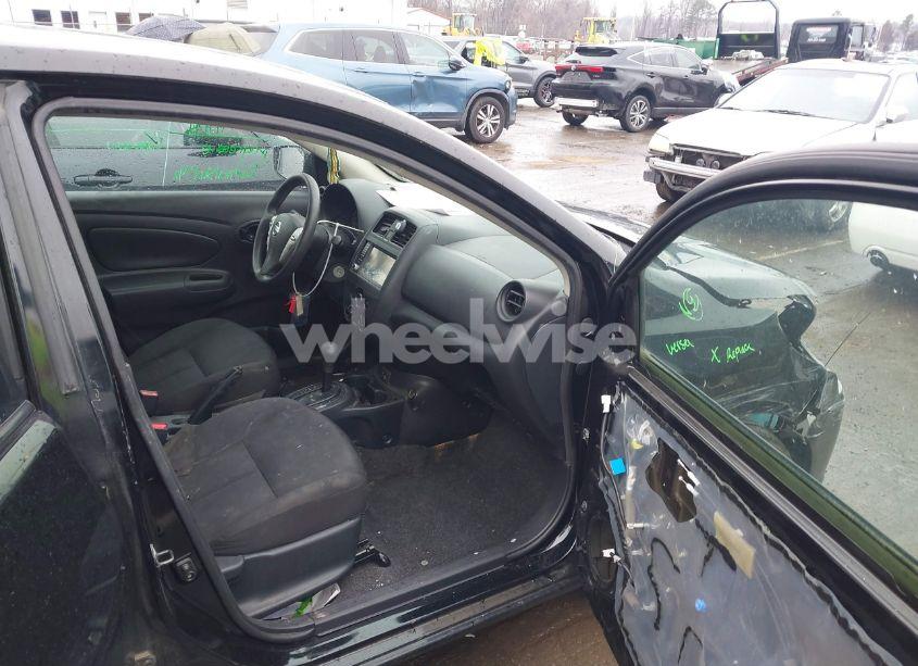 Photo 5 of 2019 Nissan Versa 1.6 S+ (VIN 3N1CN7AP5KL821011)