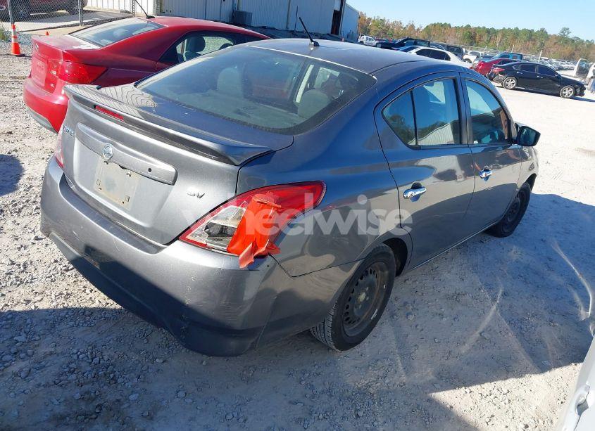 Photo 4 of 2019 Nissan Versa 1.6 SV (VIN 3N1CN7AP5KL830629)