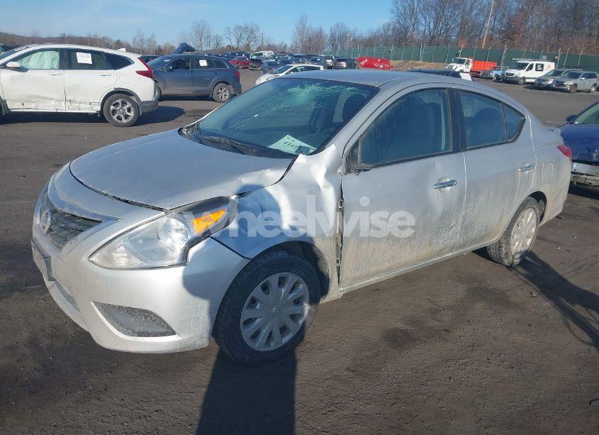 Photo 2 of 2019 Nissan Versa 1.6 SV (VIN 3N1CN7AP5KL859905)