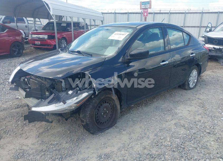 Photo 2 of 2019 Nissan Versa 1.6 SV (VIN 3N1CN7AP5KL863761)