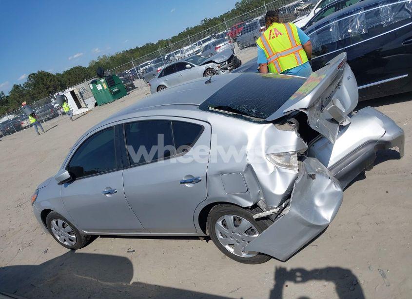 Photo 14 of 2019 Nissan Versa 1.6 SV (VIN 3N1CN7AP5KL869205)