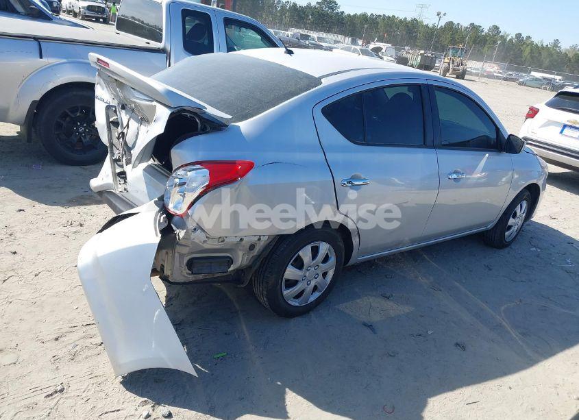 Photo 4 of 2019 Nissan Versa 1.6 SV (VIN 3N1CN7AP5KL869205)