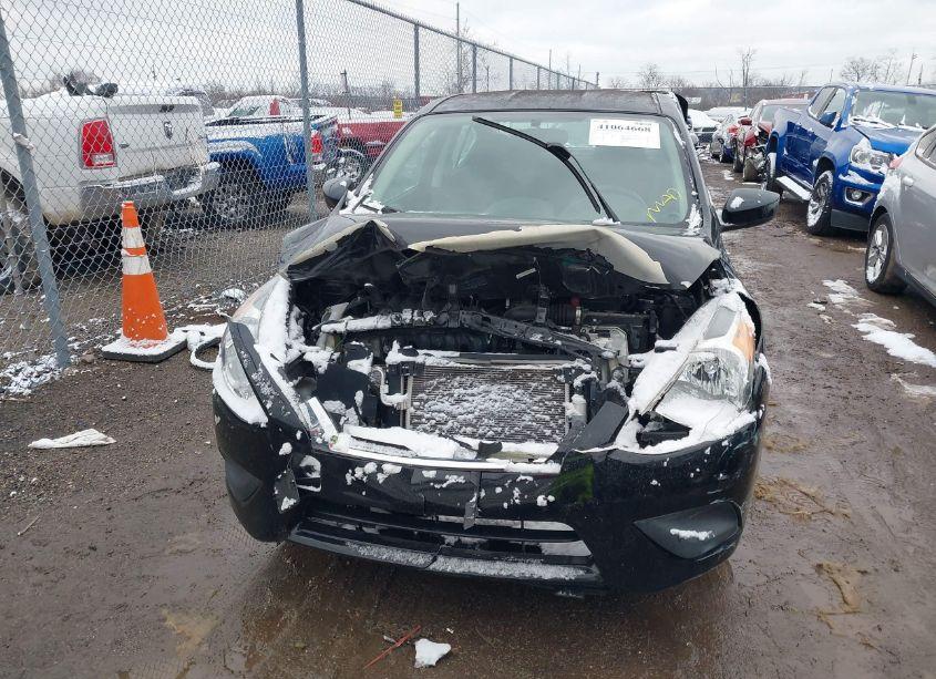 Photo 12 of 2019 Nissan Versa 1.6 S+ (VIN 3N1CN7AP5KL871021)