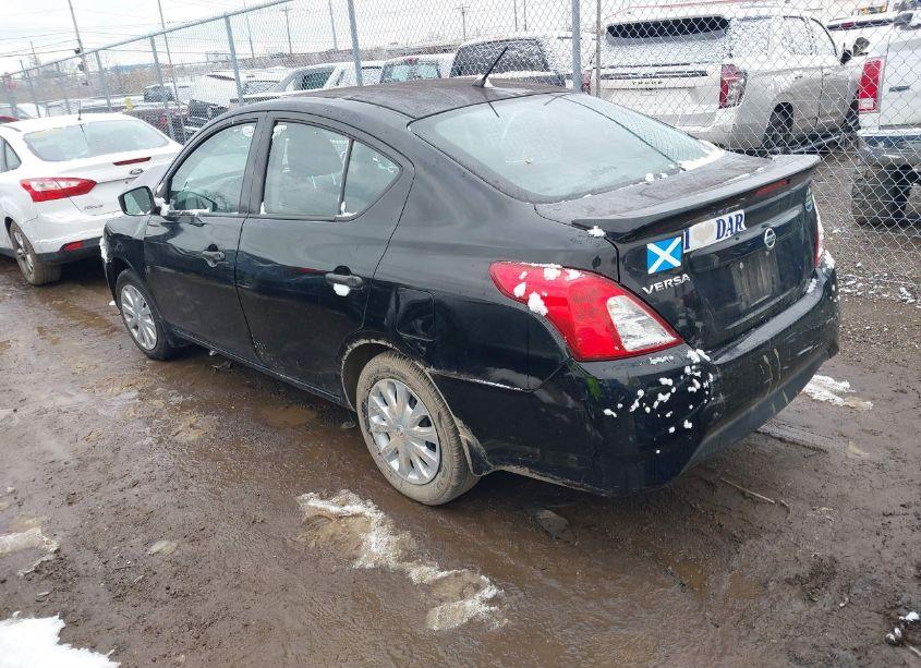 Photo 3 of 2019 Nissan Versa 1.6 S+ (VIN 3N1CN7AP5KL871021)