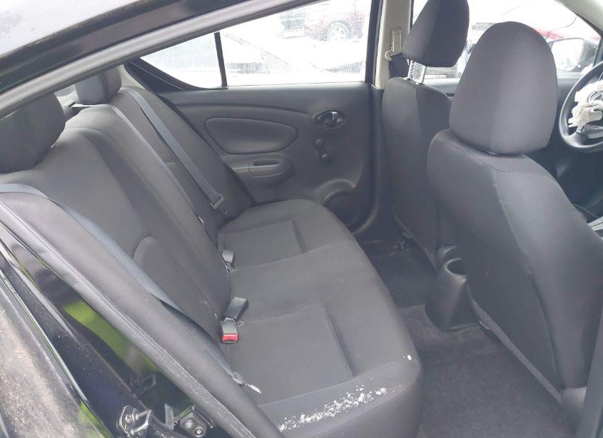 Photo 8 of 2019 Nissan Versa 1.6 S+ (VIN 3N1CN7AP5KL871021)