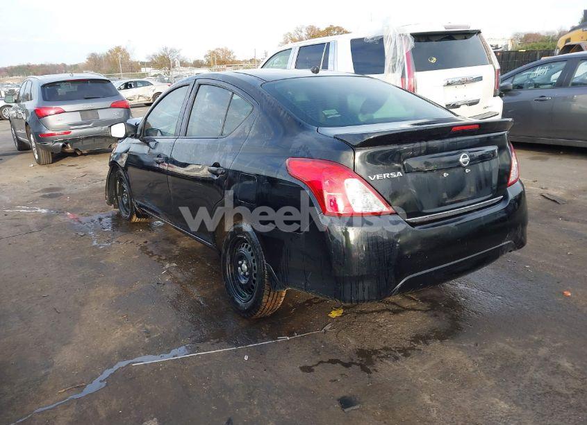 Photo 3 of 2019 Nissan Versa 1.6 S+ (VIN 3N1CN7AP5KL876445)