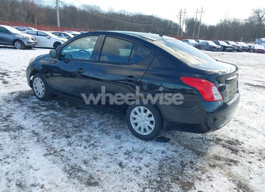 Photo 3 of 2013 Nissan Versa 1.6 S (VIN 3N1CN7AP6DL822235)