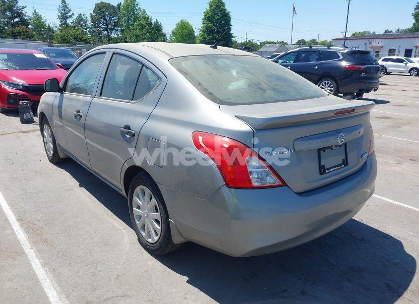 Photo 3 of 2013 Nissan Versa 1.6 S+ (VIN 3N1CN7AP6DL838564)