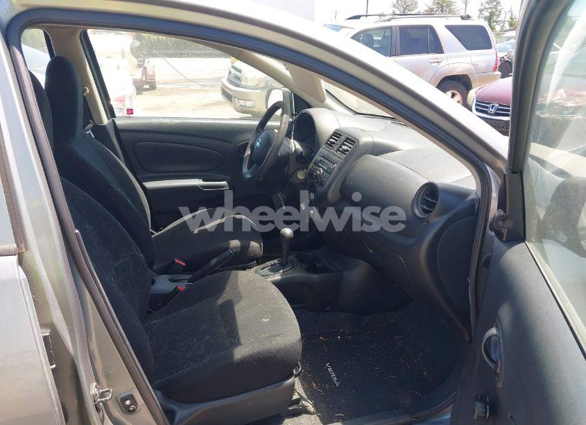 Photo 5 of 2013 Nissan Versa 1.6 S+ (VIN 3N1CN7AP6DL838564)