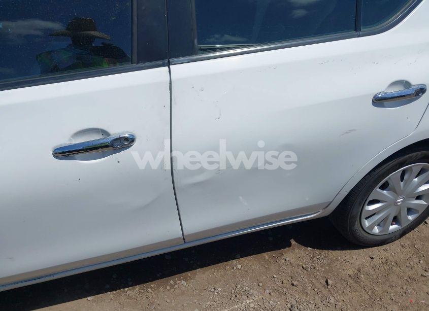 Photo 6 of 2013 Nissan Versa 1.6 SV (VIN 3N1CN7AP6DL865327)