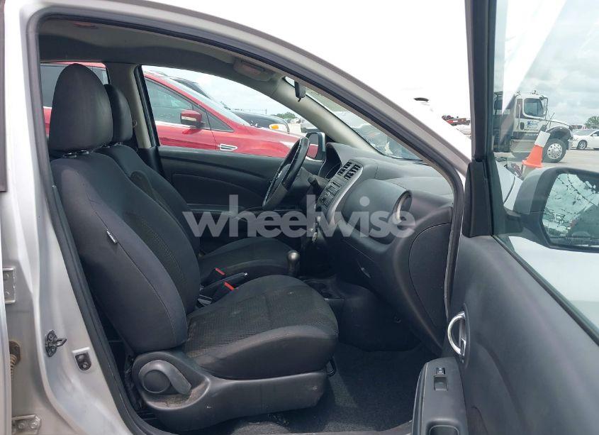 Photo 5 of 2013 Nissan Versa 1.6 SV (VIN 3N1CN7AP6DL871211)