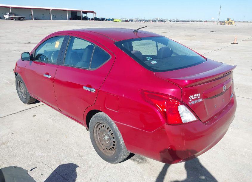 Photo 3 of 2013 Nissan Versa 1.6 SV (VIN 3N1CN7AP6DL880460)