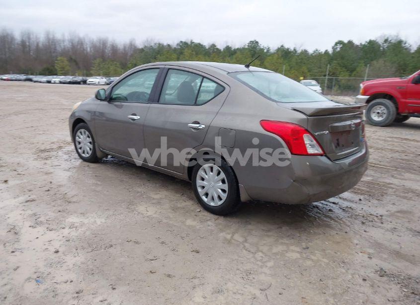 Photo 3 of 2014 Nissan Versa 1.6 SV (VIN 3N1CN7AP6EK464139)