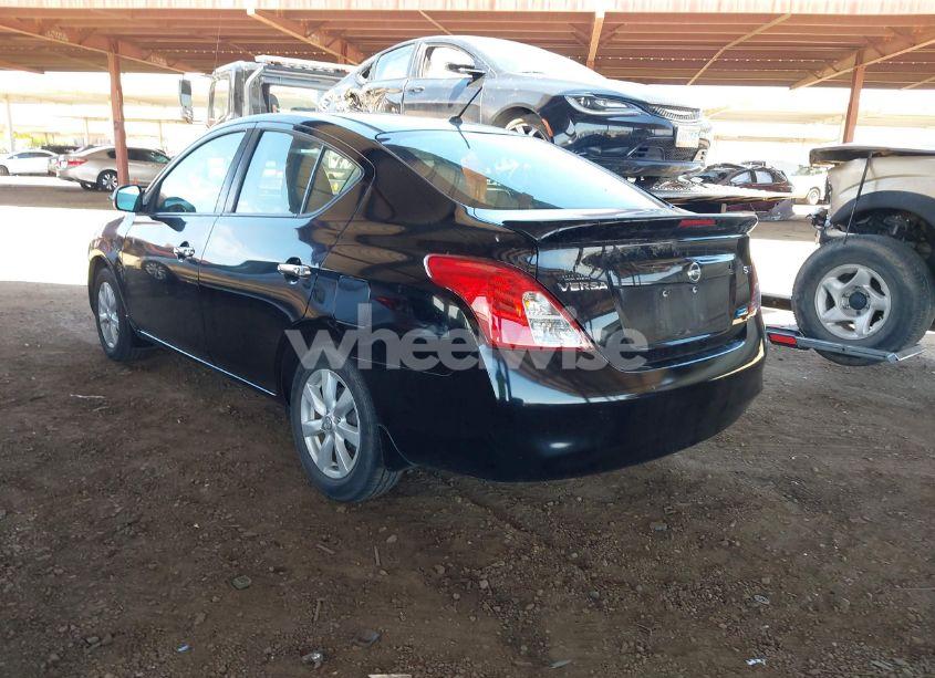 Photo 3 of 2014 Nissan Versa 1.6 SV (VIN 3N1CN7AP6EL800401)