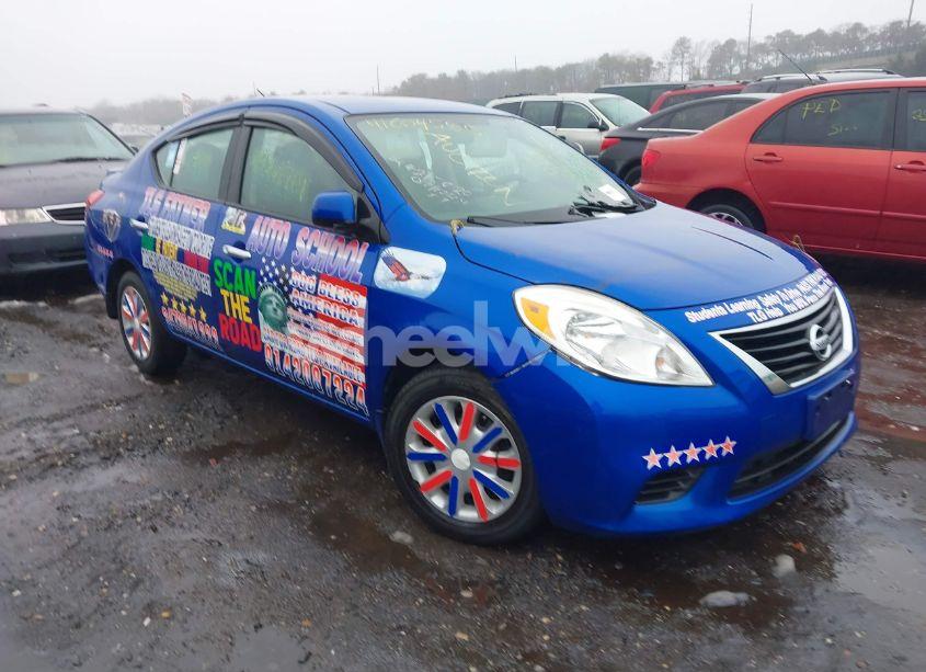 2014 Nissan Versa 1.6 SV (VIN 3N1CN7AP6EL816534) main photo