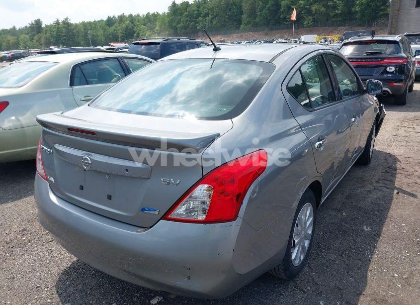 Photo 4 of 2014 Nissan Versa 1.6 SV (VIN 3N1CN7AP6EL817053)