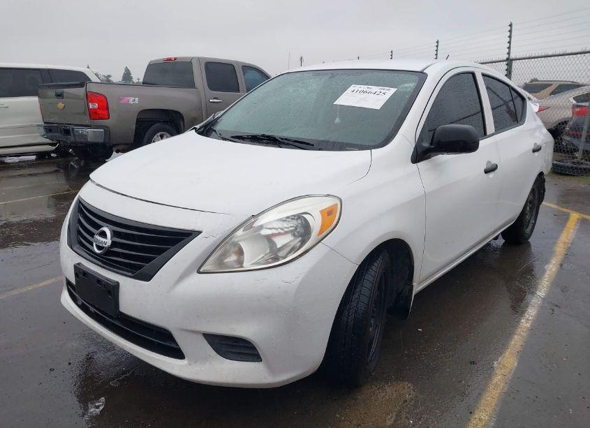 Photo 2 of 2014 Nissan Versa 1.6 S+ (VIN 3N1CN7AP6EL830658)