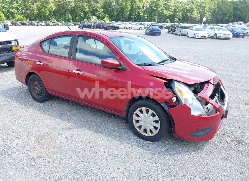 2015 Nissan Versa 1.6 S/1.6 S+/1.6 SL/1.6 SV (VIN 3N1CN7AP6FL839717) main photo