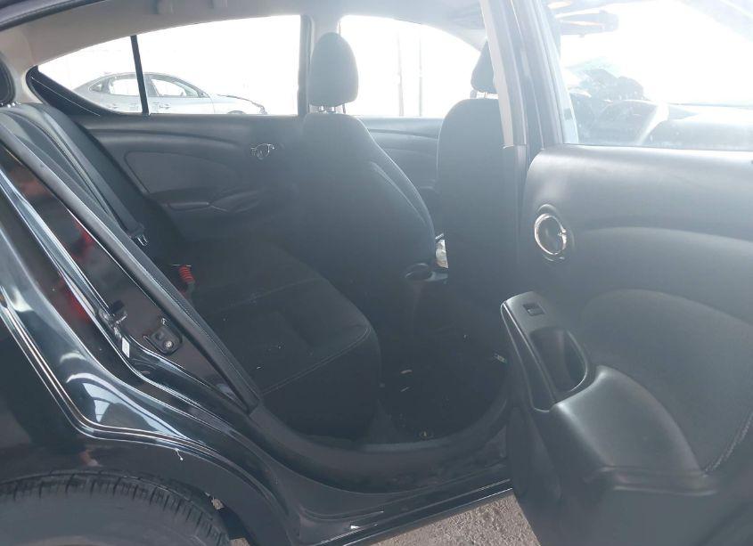 Photo 8 of 2015 Nissan Versa 1.6 S/1.6 S+/1.6 SL/1.6 SV (VIN 3N1CN7AP6FL860325)