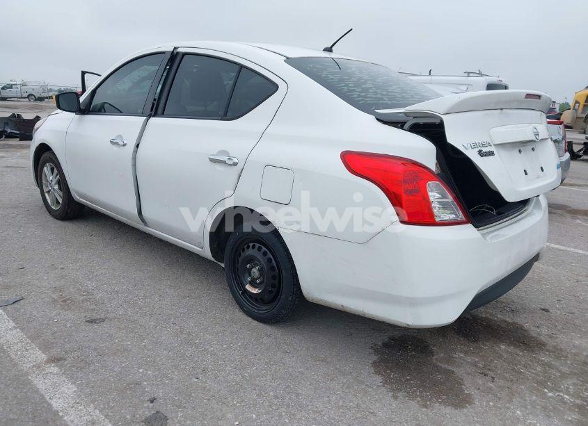 Photo 3 of 2015 Nissan Versa 1.6 S/1.6 S+/1.6 SL/1.6 SV (VIN 3N1CN7AP6FL879375)