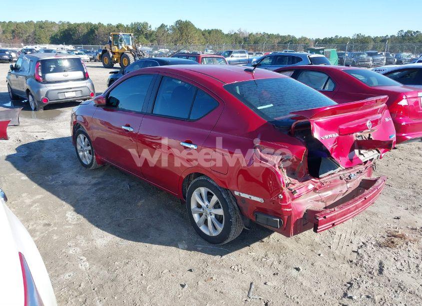 Photo 3 of 2015 Nissan Versa 1.6 SL (VIN 3N1CN7AP6FL881241)