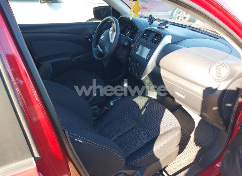 Photo 5 of 2015 Nissan Versa 1.6 SL (VIN 3N1CN7AP6FL881241)