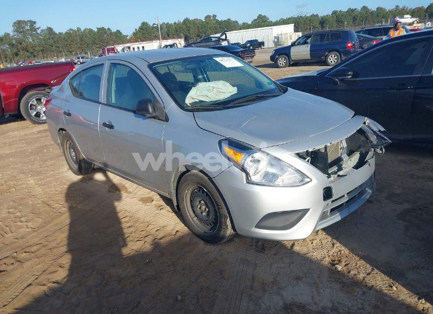 2015 Nissan Versa 1.6 S+ (VIN 3N1CN7AP6FL890859) main photo