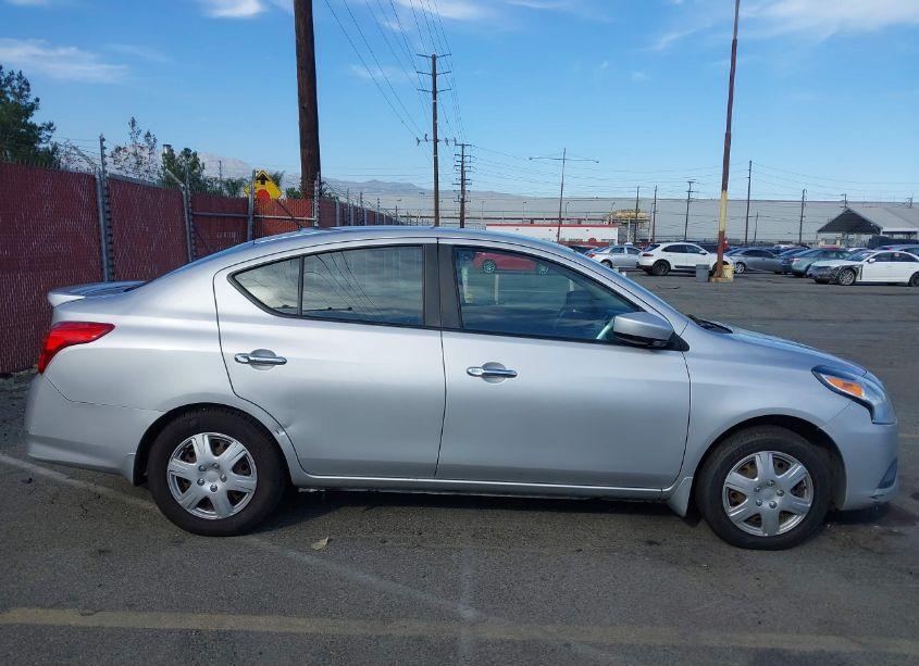 Photo 13 of 2015 Nissan Versa 1.6 SV (VIN 3N1CN7AP6FL904310)