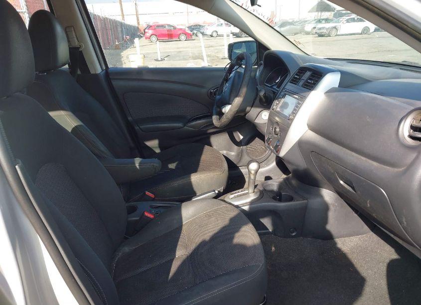 Photo 5 of 2015 Nissan Versa 1.6 SV (VIN 3N1CN7AP6FL904310)