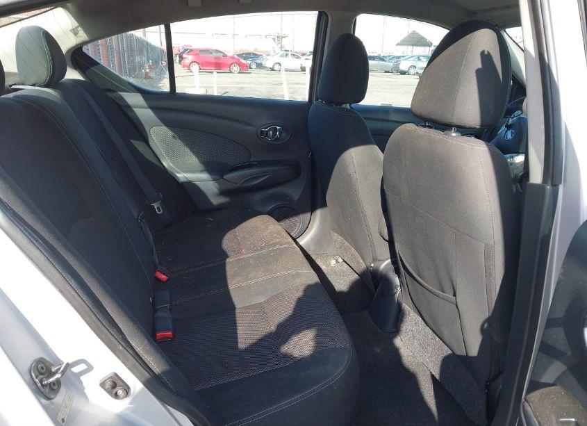 Photo 8 of 2015 Nissan Versa 1.6 SV (VIN 3N1CN7AP6FL904310)