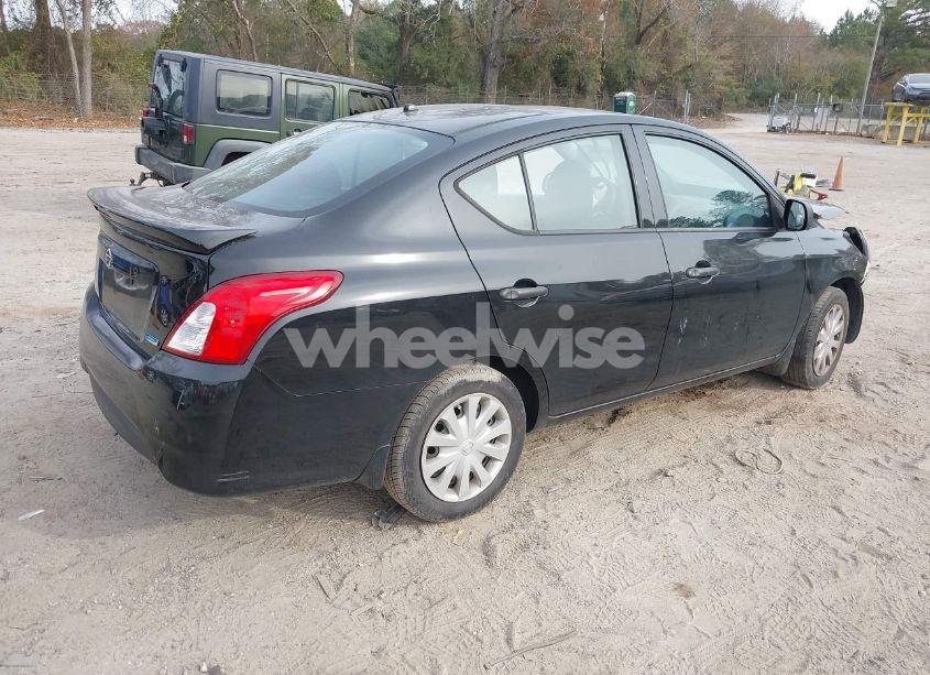 Photo 4 of 2015 Nissan Versa 1.6 S+ (VIN 3N1CN7AP6FL908602)