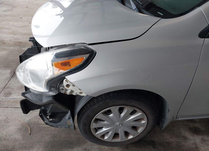 Photo 13 of 2015 Nissan Versa 1.6 S/1.6 S+/1.6 SL/1.6 SV (VIN 3N1CN7AP6FL909779)