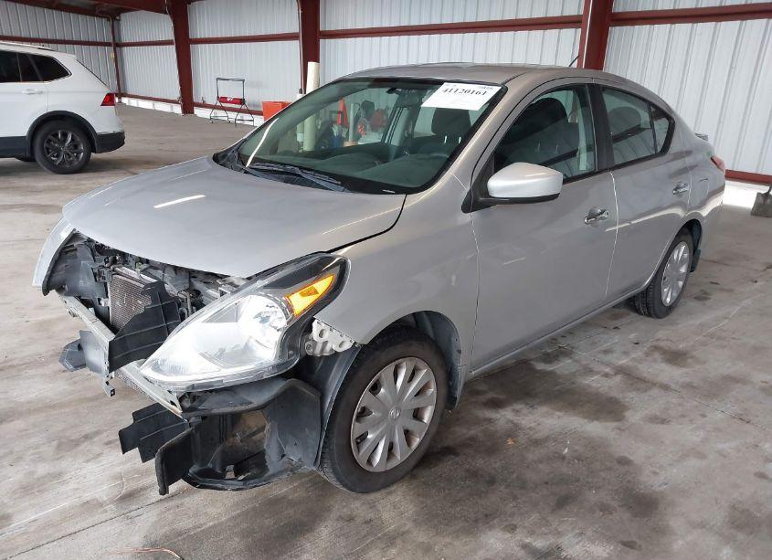 Photo 2 of 2015 Nissan Versa 1.6 S/1.6 S+/1.6 SL/1.6 SV (VIN 3N1CN7AP6FL909779)
