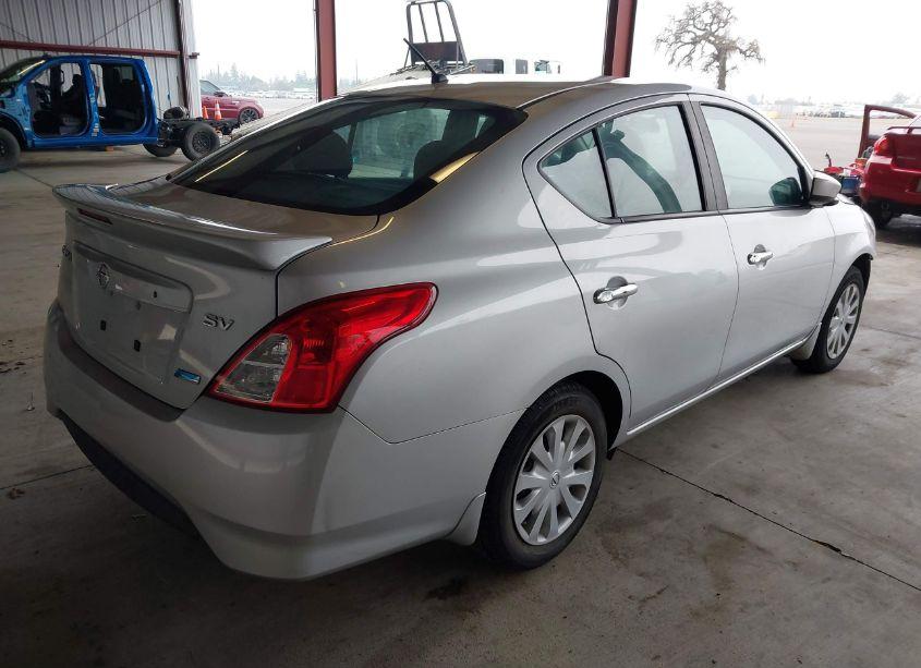 Photo 4 of 2015 Nissan Versa 1.6 S/1.6 S+/1.6 SL/1.6 SV (VIN 3N1CN7AP6FL909779)