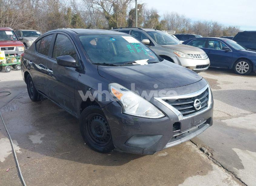 2015 Nissan Versa 1.6 SV (VIN 3N1CN7AP6FL914030) main photo