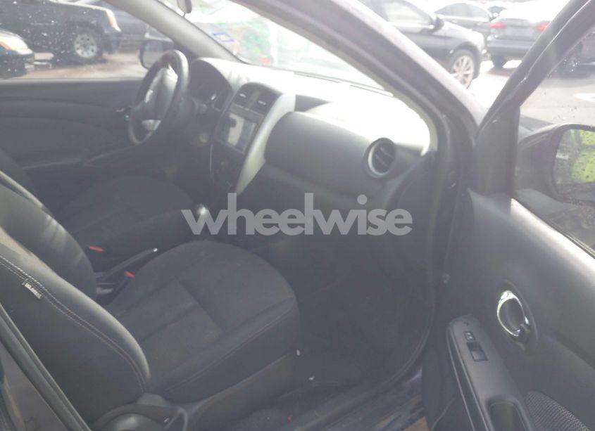 Photo 5 of 2015 Nissan Versa 1.6 SV (VIN 3N1CN7AP6FL914030)