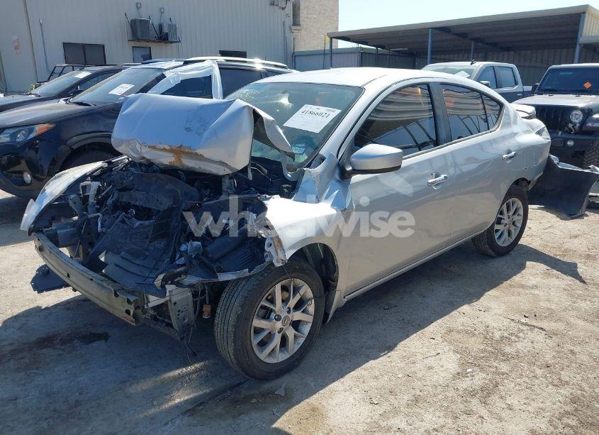 Photo 2 of 2016 Nissan Versa 1.6 SV (VIN 3N1CN7AP6GL830257)