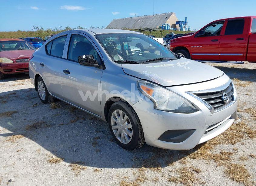 2016 Nissan Versa 1.6 S+ (VIN 3N1CN7AP6GL843137) main photo