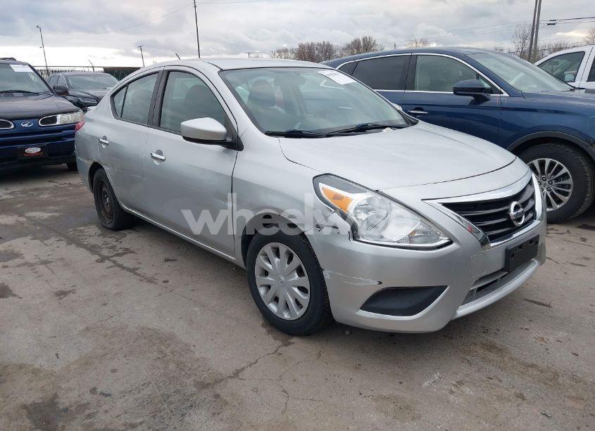 2016 Nissan Versa (VIN 3N1CN7AP6GL868104) main photo