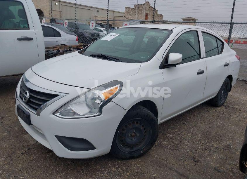 Photo 2 of 2016 Nissan Versa 1.6 S (VIN 3N1CN7AP6GL903031)