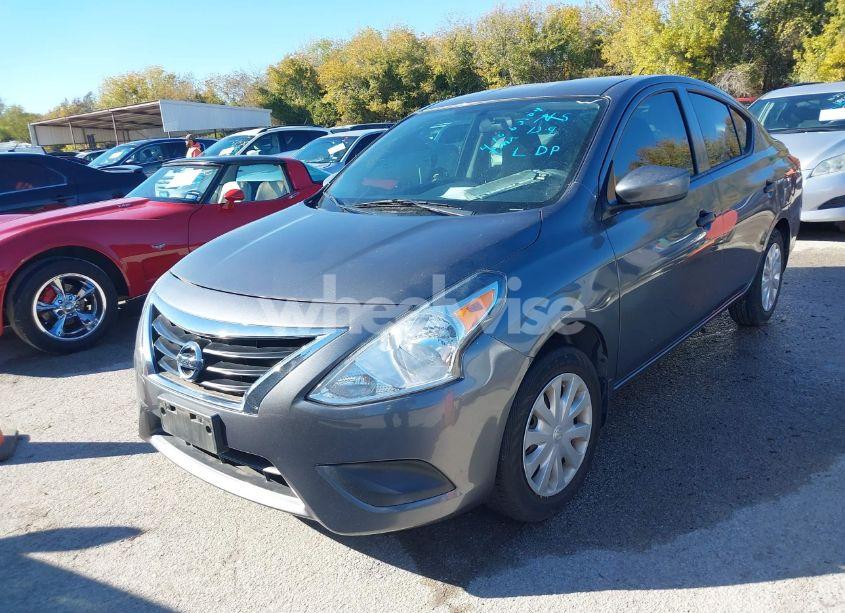 Photo 2 of 2016 Nissan Versa 1.6 S (VIN 3N1CN7AP6GL913820)
