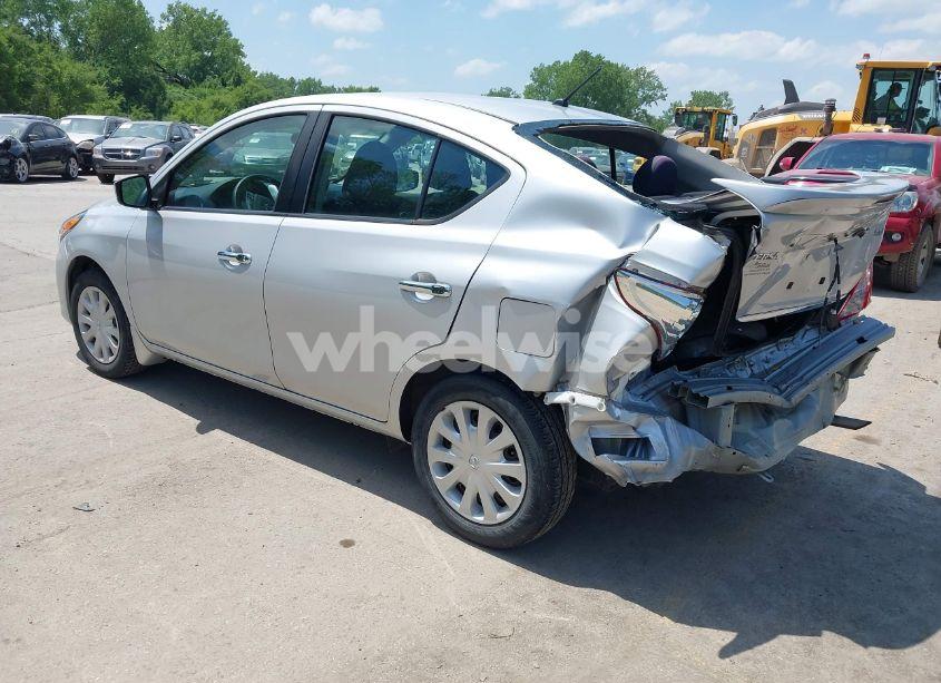 Photo 3 of 2017 Nissan Versa 1.6 SV (VIN 3N1CN7AP6HK435423)