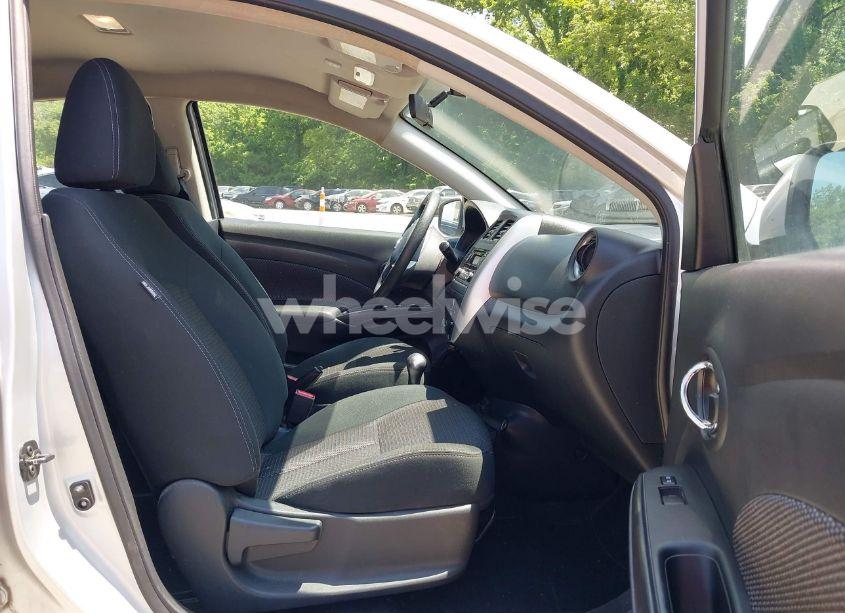 Photo 5 of 2017 Nissan Versa 1.6 SV (VIN 3N1CN7AP6HK435423)